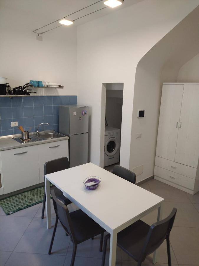 La Reggia Apartments 밀라초 외부 사진