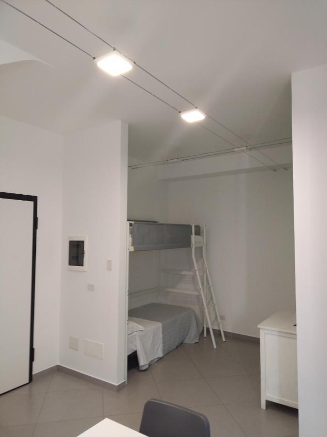 La Reggia Apartments 밀라초 외부 사진