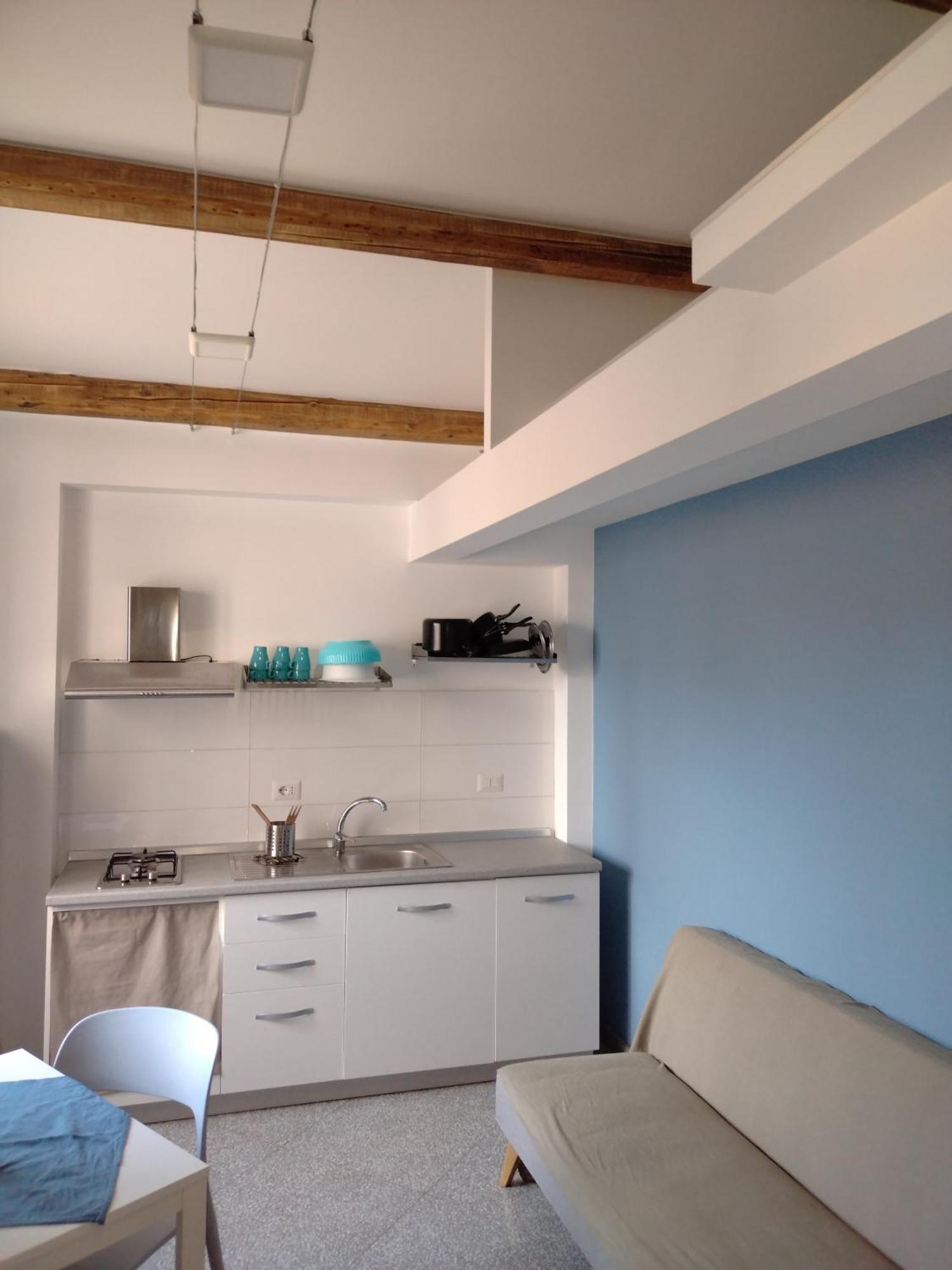 La Reggia Apartments 밀라초 외부 사진