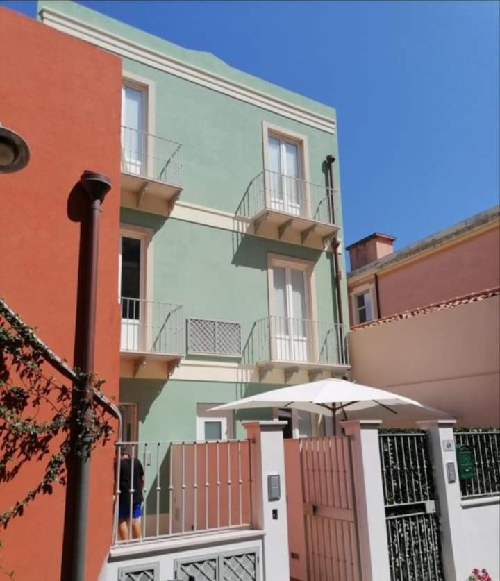 La Reggia Apartments 밀라초 외부 사진